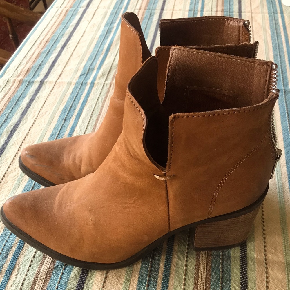 Steve Madden Boots 7.5